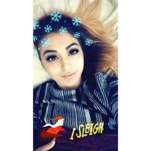 Meet your Posher, Andrea